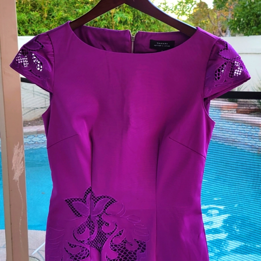 Beautiful dress TAHARI